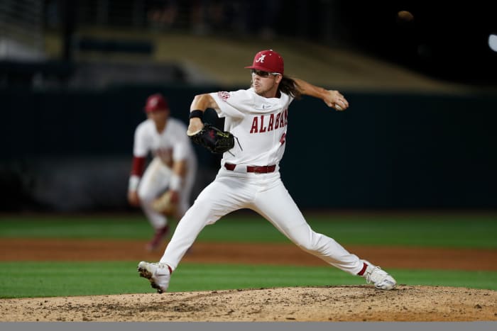 Crimson Tide reliever Brock Guffey